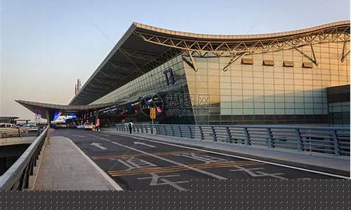 飞机场图片大全大图片(飞机场图片 实拍)_https://www.hbxfywj.com_期货知识_第1张